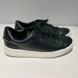 Calvin Klein | Shoes | Calvin Klein Sneaker Worn Once | Poshmark display picture 1